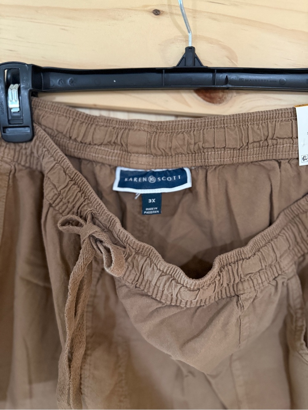 Karen Scott Portobello/ Tan Elastic Waist 3X plus capri - Picture 5 of 9
